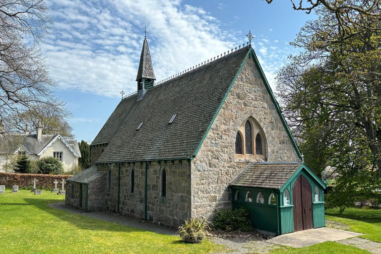 Christ Church, Kincardine O'Neil