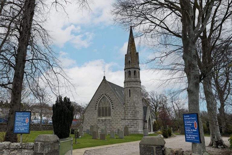 St Matthew and St George's Church, Oldmeldrum